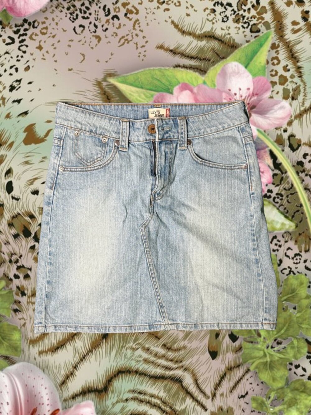 Vintage Levi's Light Wash Denim Skirt